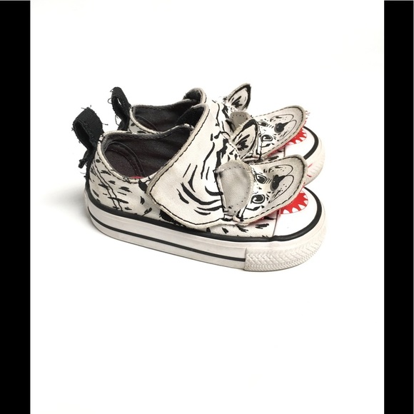 Baby Converse chuck Taylor shoes animal print 🐯 - Picture 2 of 4